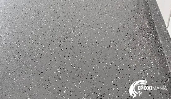 Portada granipoxi en cochera