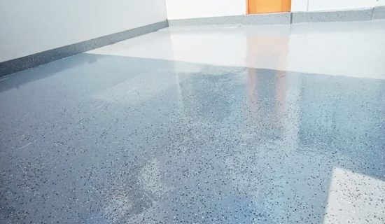 piso-granito-epoxi-D5